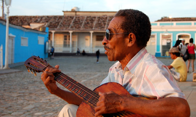 Cuban_musician_in_Trinidad