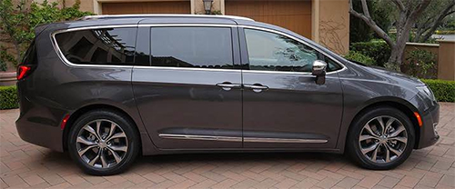 chrysler pacifica-8